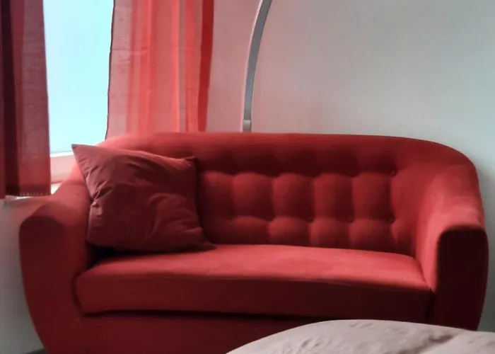 Chambre D\'Hote, La Rouge